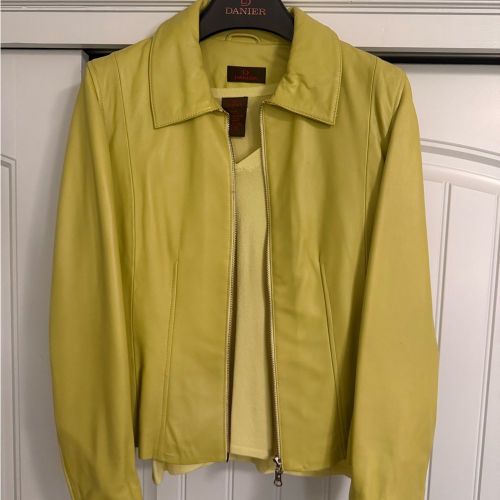 Danier Yellow Leather Jacket – Women’s M/M